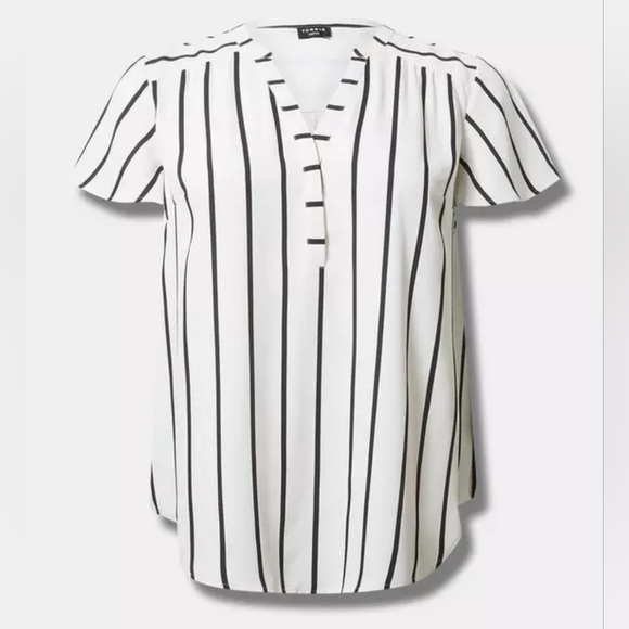Torrid Harper Flutter Sleeve Blouse Black White Stripe 2X - Picture 5 of 14